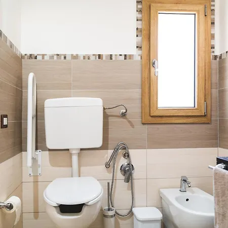 Gonare Bed and Breakfast 4*