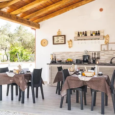 Gonare Couette-café San Teodoro (Sardinia)